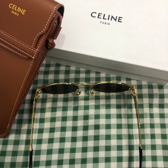 Celine Triomphe Gold Metal Oval Sunglasses - Picture 4 of 6